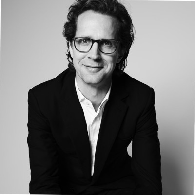 Stefan Larsson